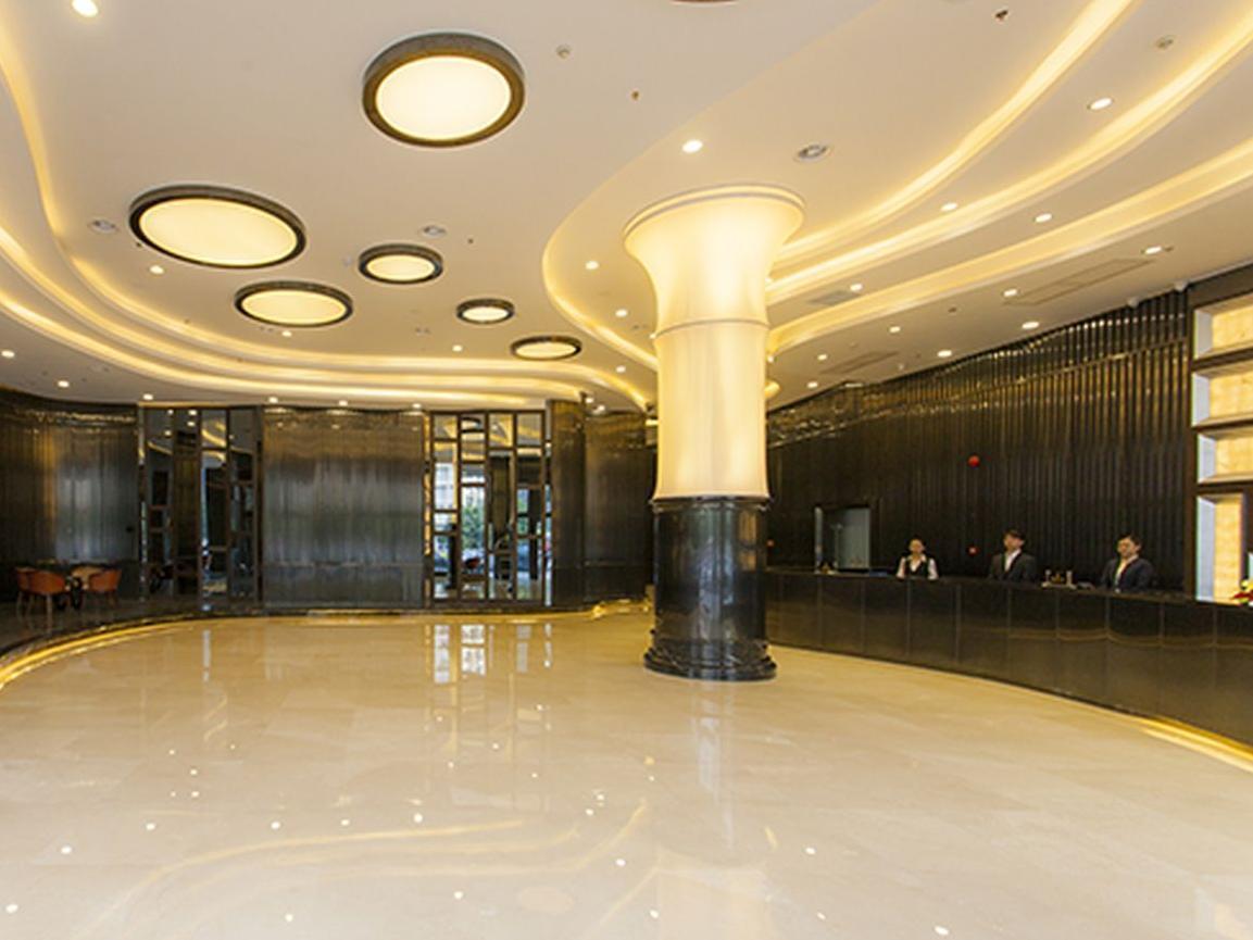 Golden Palm Hotel Zhuhai Exterior photo